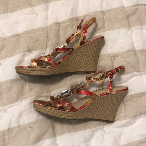 Sandals - Picture 2 of 5